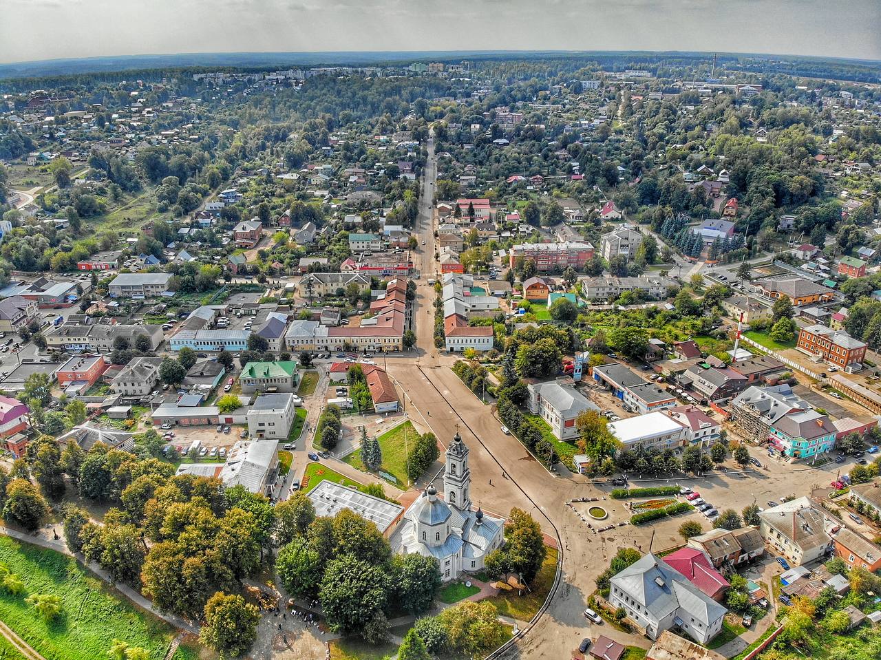 МинивэнGO - Заказ минивэна и микроавтобуса из аэропорта Геленджика в Тарусу